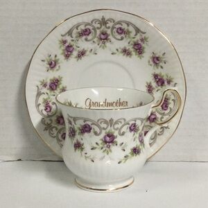 Queens Rosina Bone China Teacup/Saucer Purple Floral Gold Trim ‘Grandmother’ VTG